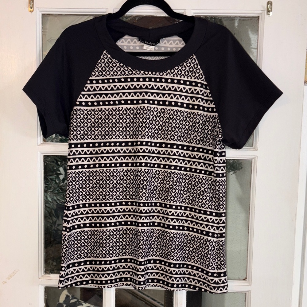 La Blanca Short Sleeve Rash Guard Black and White Printed Swim Top XL